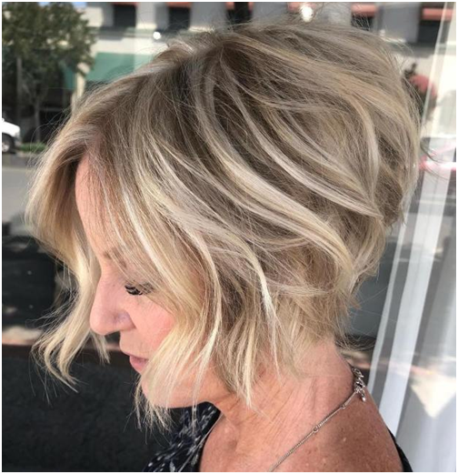Hairstyles Pretty Inverted Bob with ice-cold blonde lights
