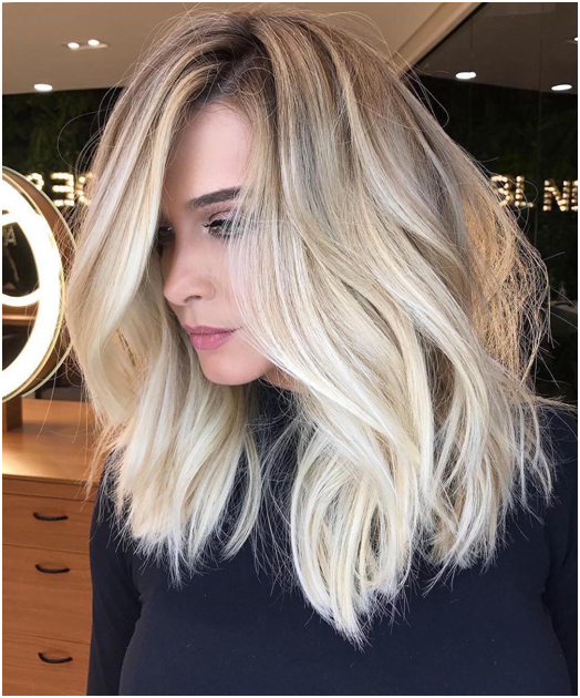 Dirty blond hair and discolored blond hair Sweep up
